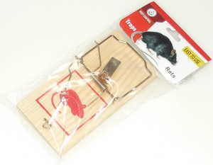 Мышеловка деревянная  12*6см